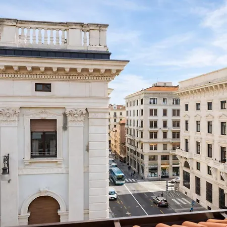 Hotiday Teatro Aparthotel Trieste